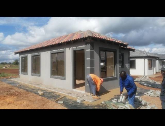 2 BEDROOM HOUSE FOR SALE IN THE ORCHARDS